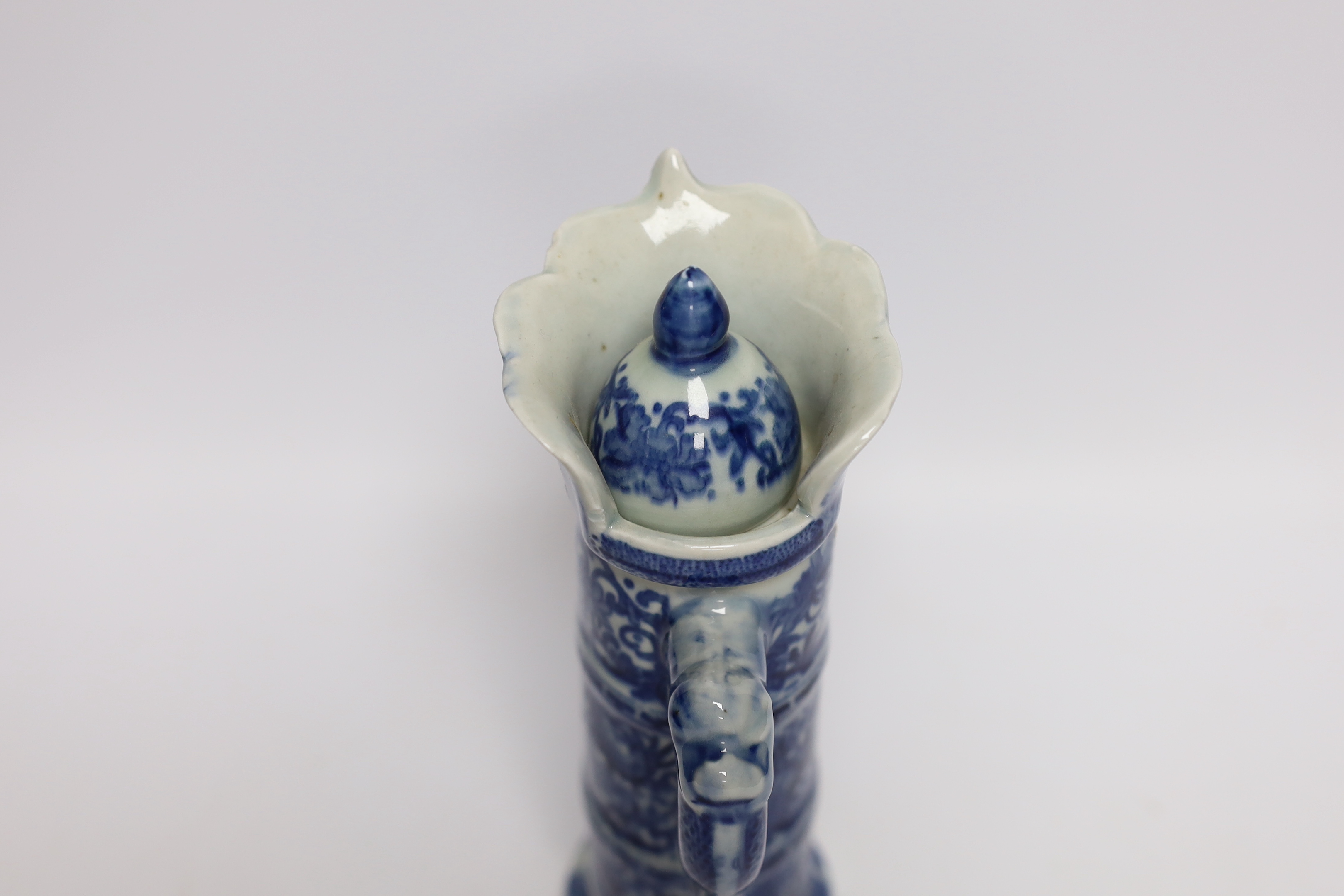 An early 20th century? Chinese blue and white wine pot and cover, 22cm